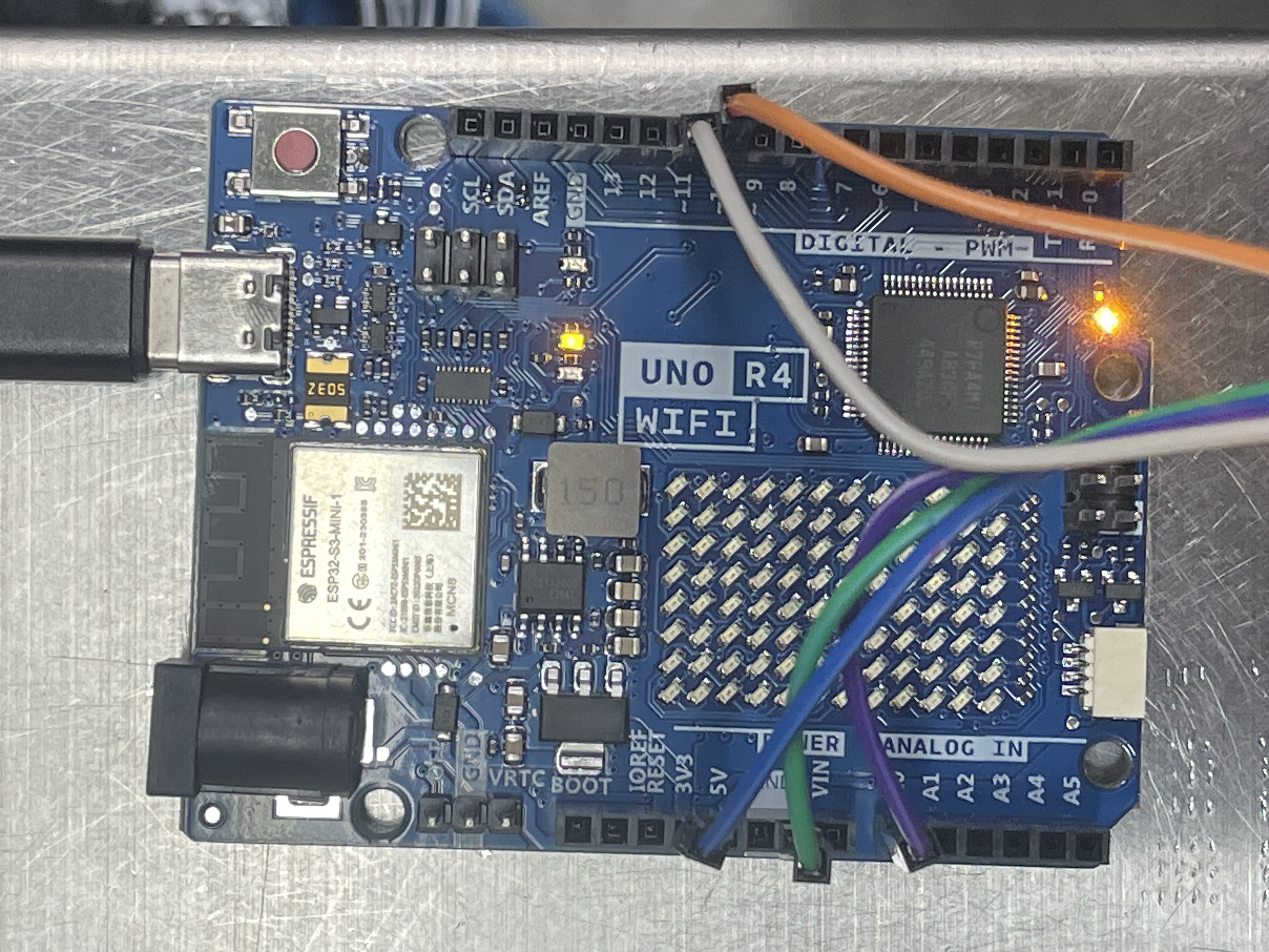 Arduino UNO R4 實際接線照片